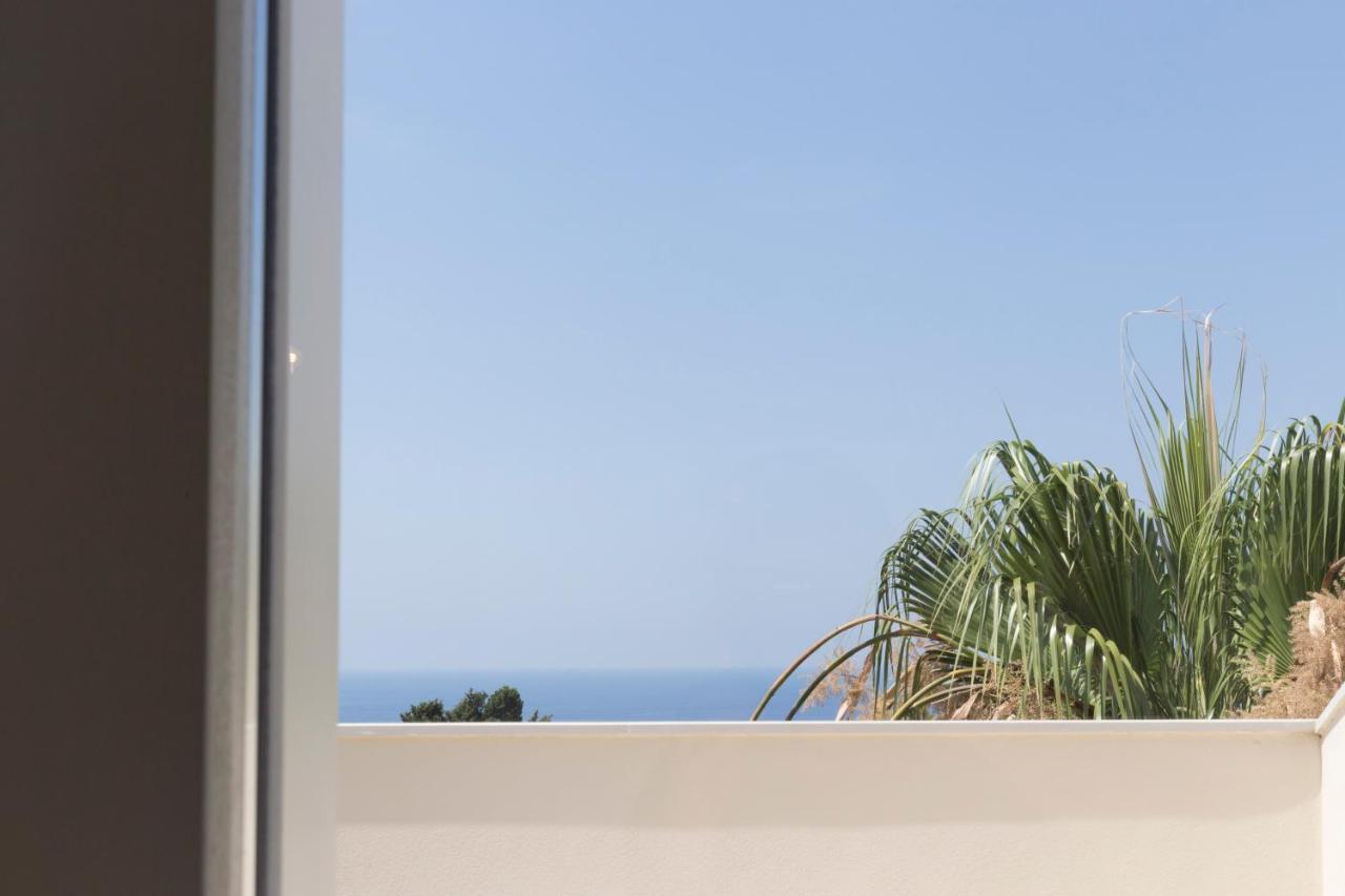 Suite Hotel L'Oasi Di Riaci (Adults Only) سانتا دومينيكا المظهر الخارجي الصورة