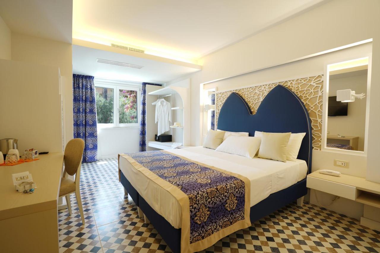 Suite Hotel L'Oasi Di Riaci (Adults Only) سانتا دومينيكا المظهر الخارجي الصورة