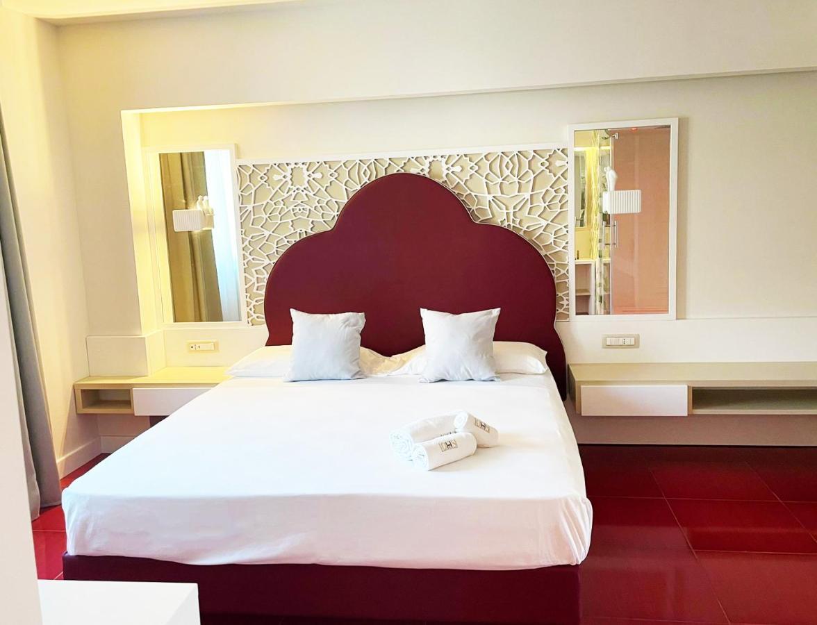 Suite Hotel L'Oasi Di Riaci (Adults Only) سانتا دومينيكا المظهر الخارجي الصورة