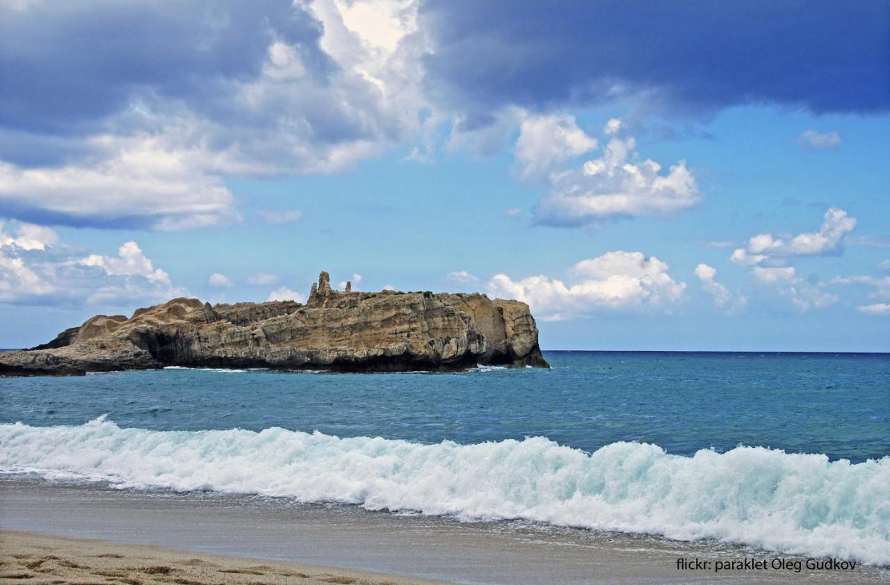 Suite Hotel L'Oasi Di Riaci (Adults Only) سانتا دومينيكا المظهر الخارجي الصورة